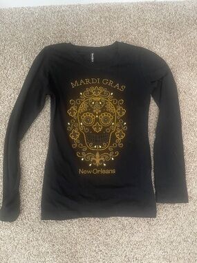 Woman’s Mardi Gras New Orleans Black Long Sleeve Top with Gold Rhinestone Skull